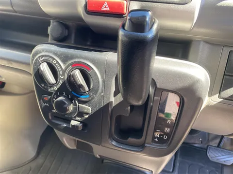 Nissan Clipper