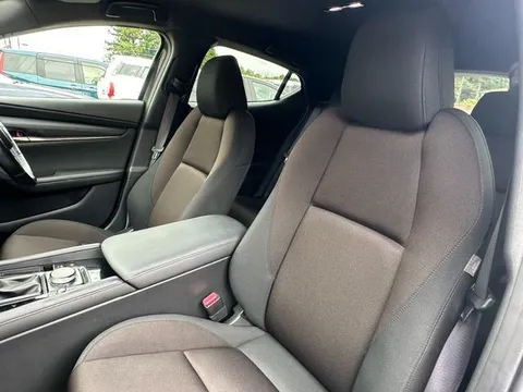 Mazda MAZDA3 Fastback