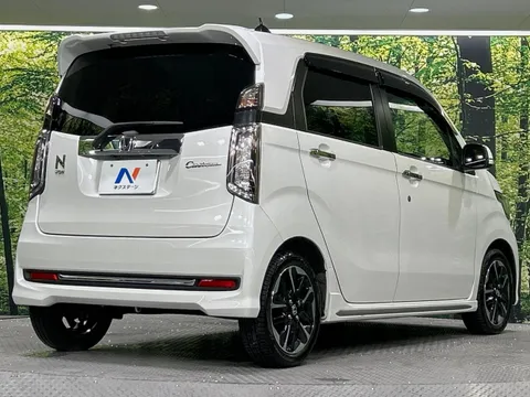 Honda N-WGN Custom
