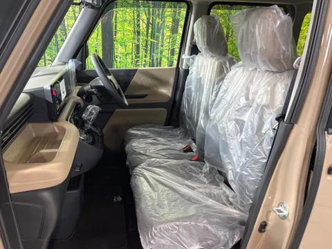 Mitsubishi Delica Mini