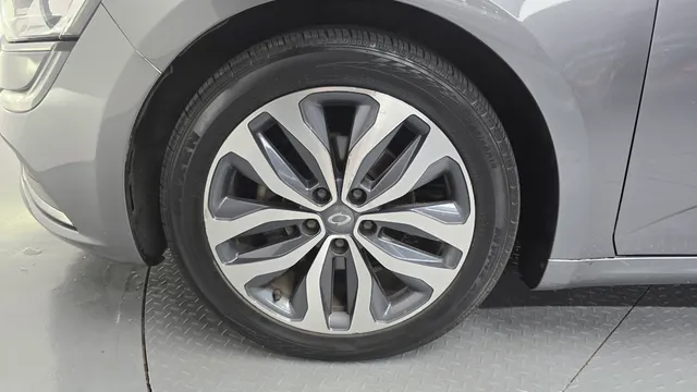 Renault Talisman (SM6)