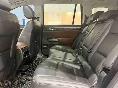 Gac GS8