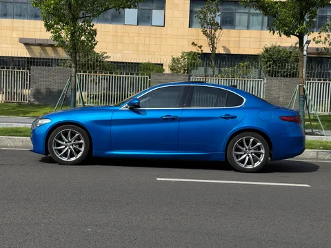Alfa Romeo Giulia