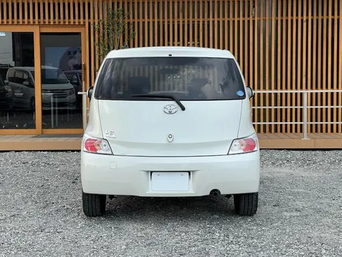 Toyota bB