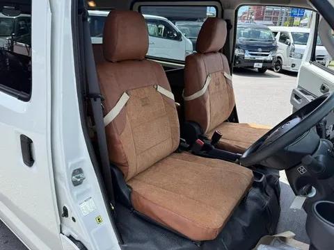 Toyota TownAce Van