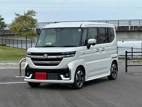 Suzuki Spacia Custom