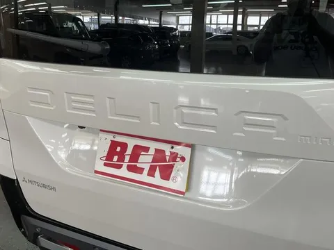 Mitsubishi Delica Mini