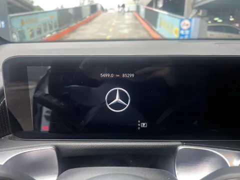 Mercedes-Benz Mercedes-Benz GLB