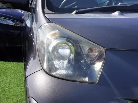 Toyota iQ