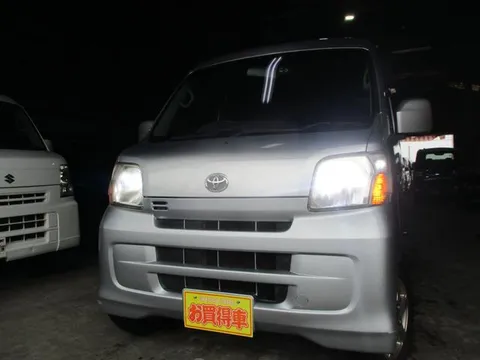 Toyota Pixis Van