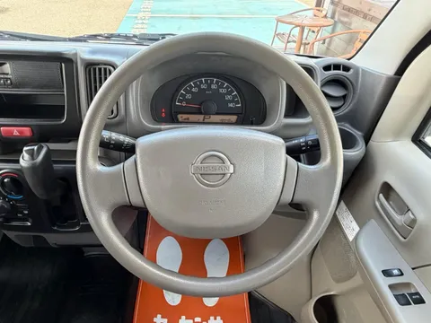 Nissan Clipper