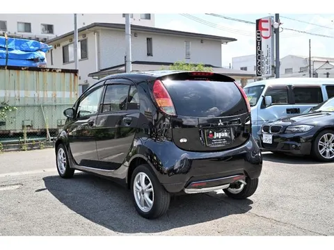 Mitsubishi I