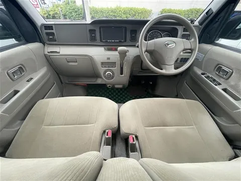 Daihatsu Atrai Wagon