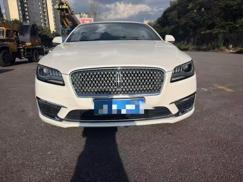 Lincoln MKZ