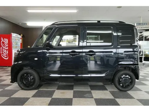 Suzuki Spacia Base
