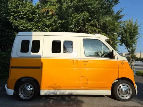 Daihatsu Atrai Wagon