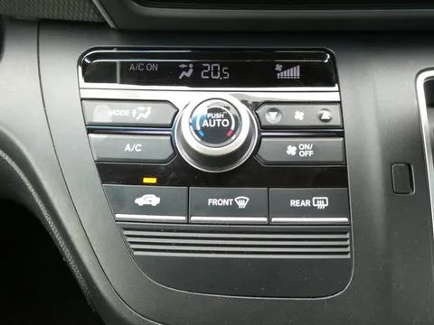 Honda Freed Plus