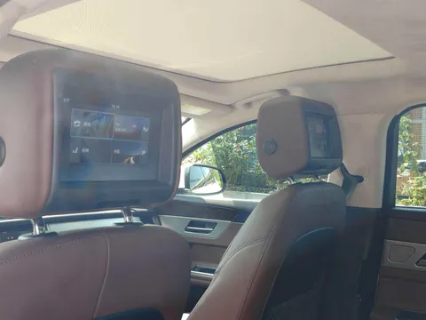 Jaguar XFL