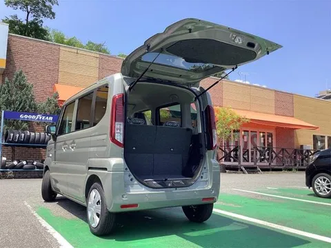 Suzuki Spacia