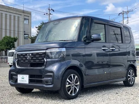 Honda N-BOX Custom