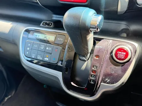 Honda N-BOX Plus