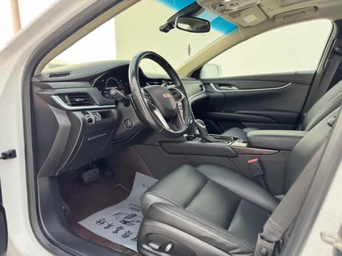 Cadillac XTS
