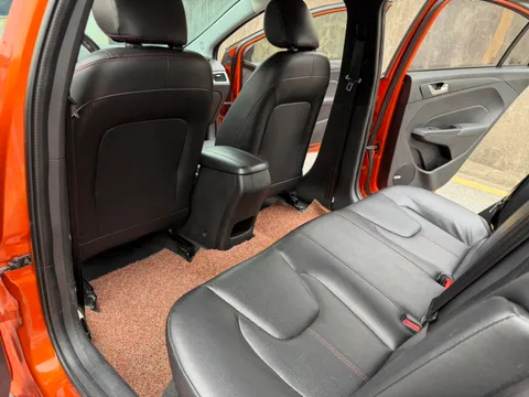 Chery Arrizo 5