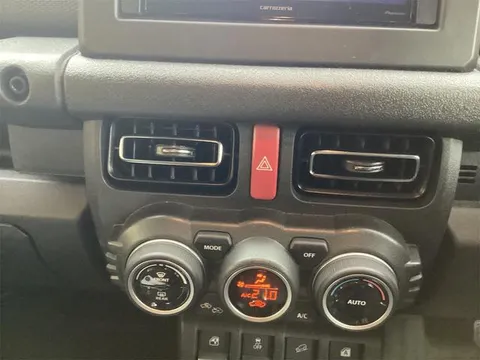 Suzuki Jimny Nomade