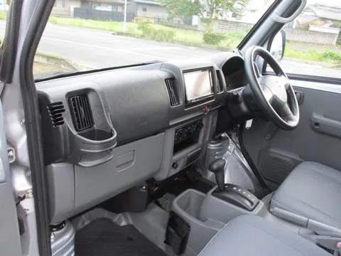 Nissan Clipper