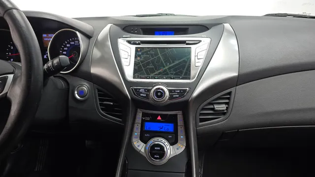 Hyundai Elantra (Avante)