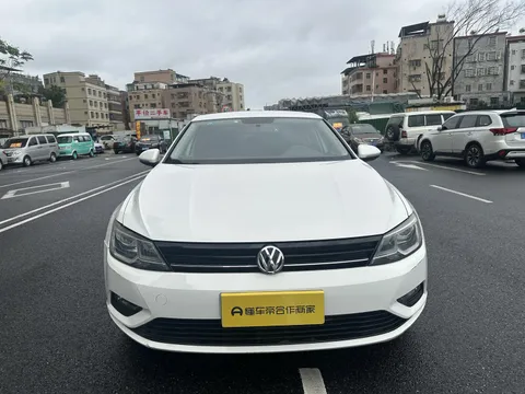 Volkswagen Lamando