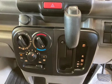 Nissan Clipper