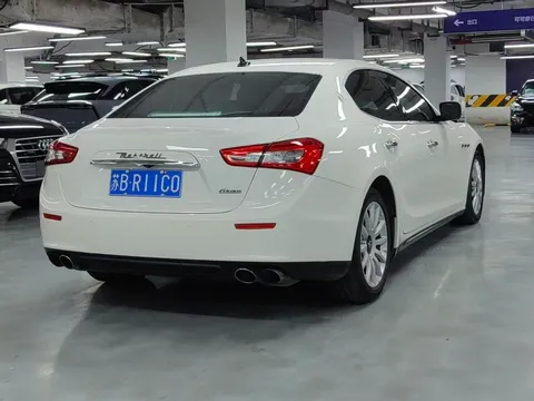 Maserati Ghibli
