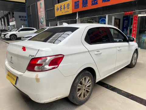 Peugeot 301