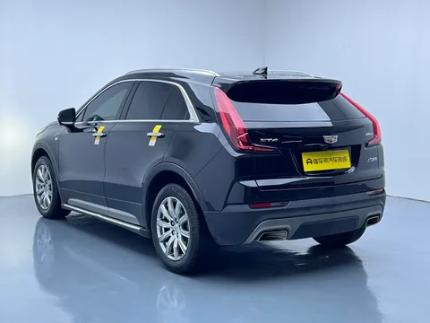 Cadillac XT4