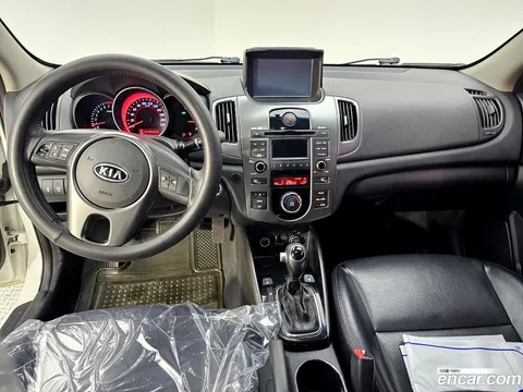 Kia Cerato (Forte)