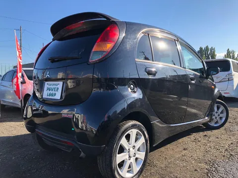 Mitsubishi I