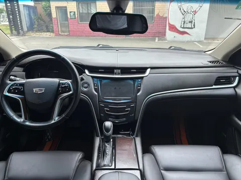 Cadillac XTS