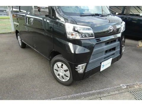 Toyota Pixis Van