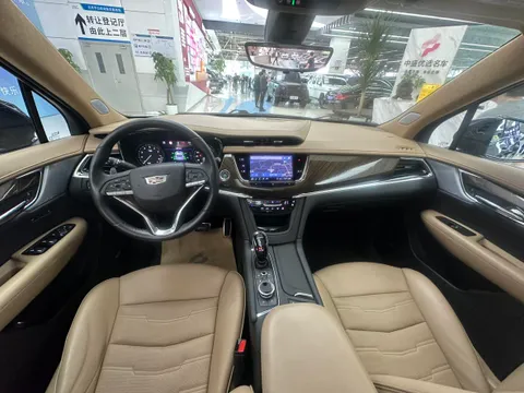 Cadillac XT6
