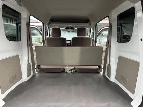 Mitsubishi Minicab Van