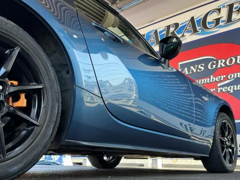 Mazda MX-5 (Roadster)