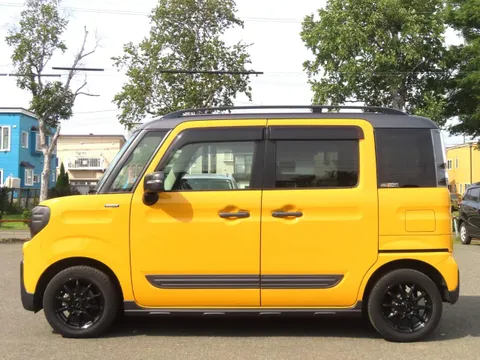Suzuki Spacia Gear