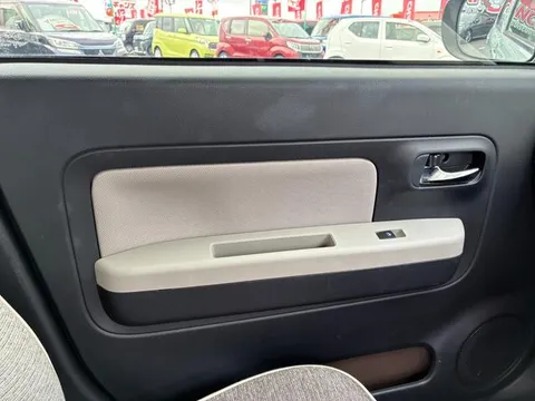 Daihatsu Mira Tocot