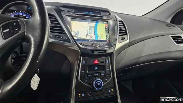 Hyundai Elantra (Avante)