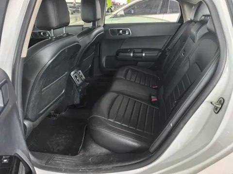 Citroen C6