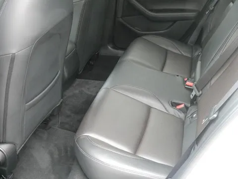Mazda MAZDA3 Sedan