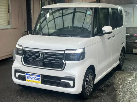 Honda N-BOX Custom