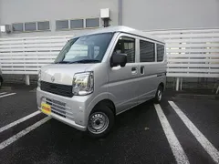 Nissan Clipper Van