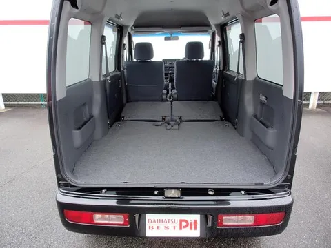 Toyota Pixis Van